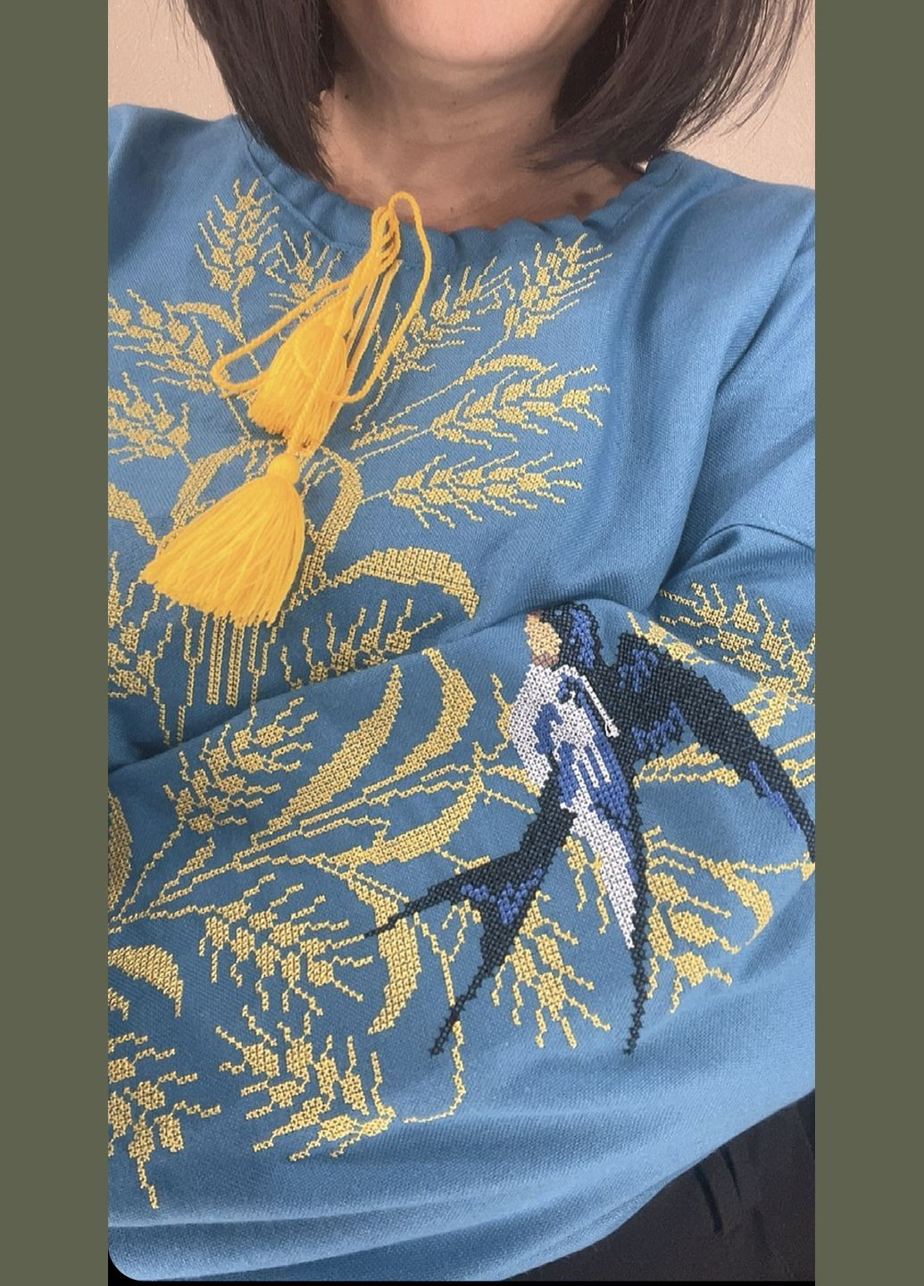 Серо-голубая женская вышиванка ласточка в колосьях НоКо свободная (345123119)