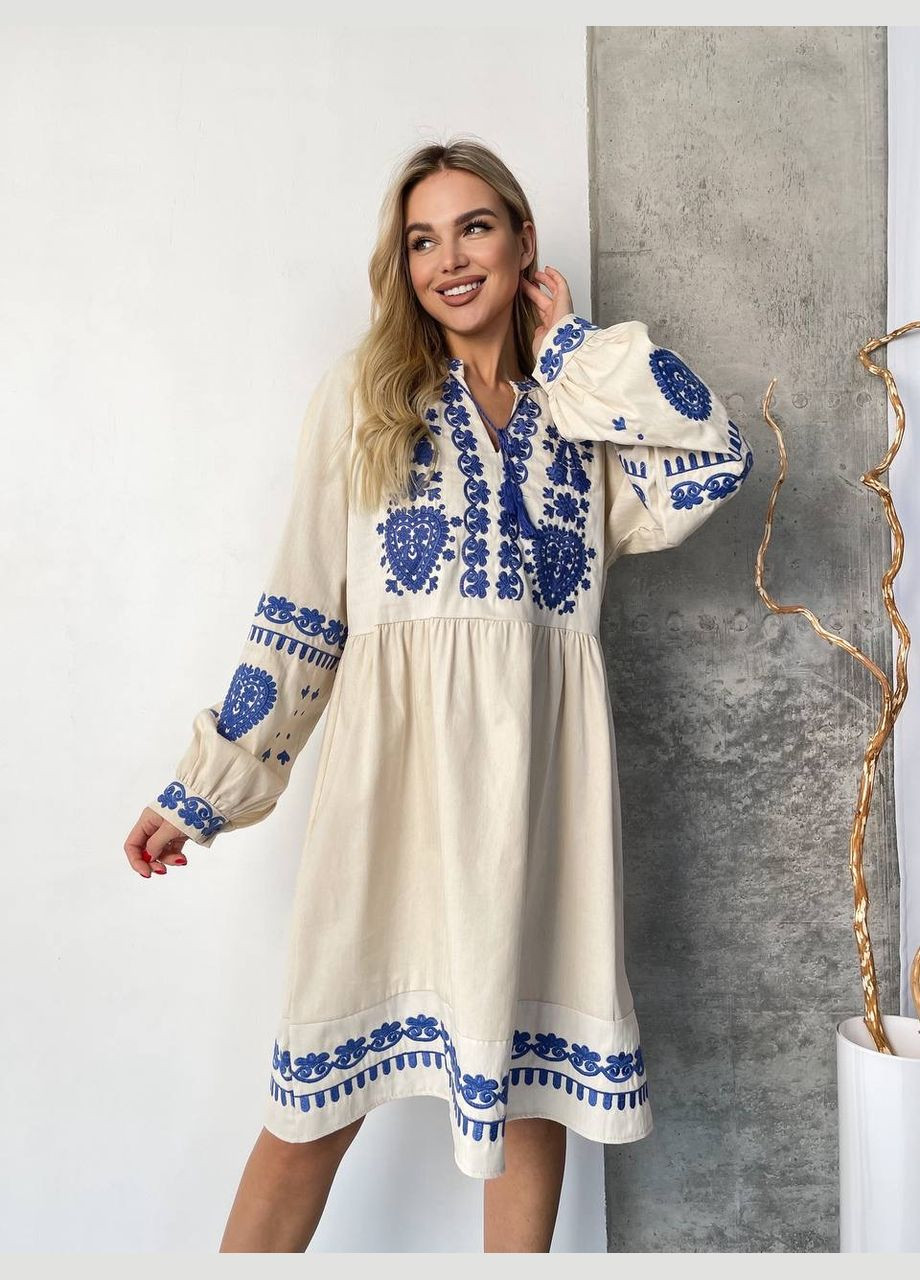 Бежевый зимний женское вышитое платье серденька ESQ 4573