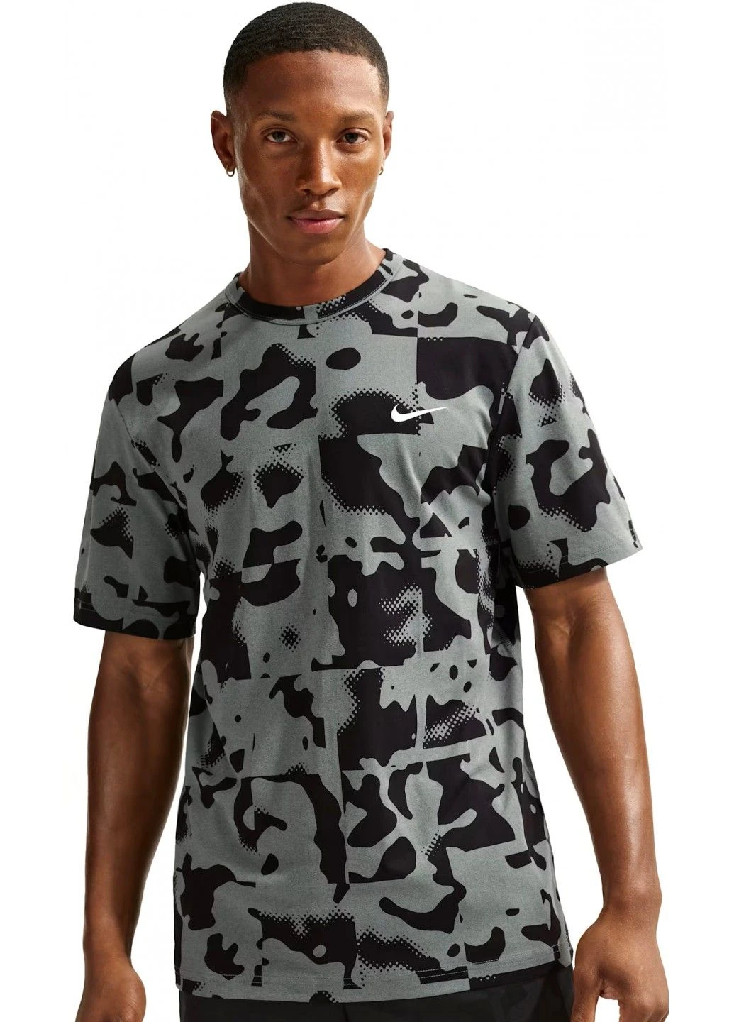 Сіра футболка Nike M NK DF HYVERSE AOP SS TOP