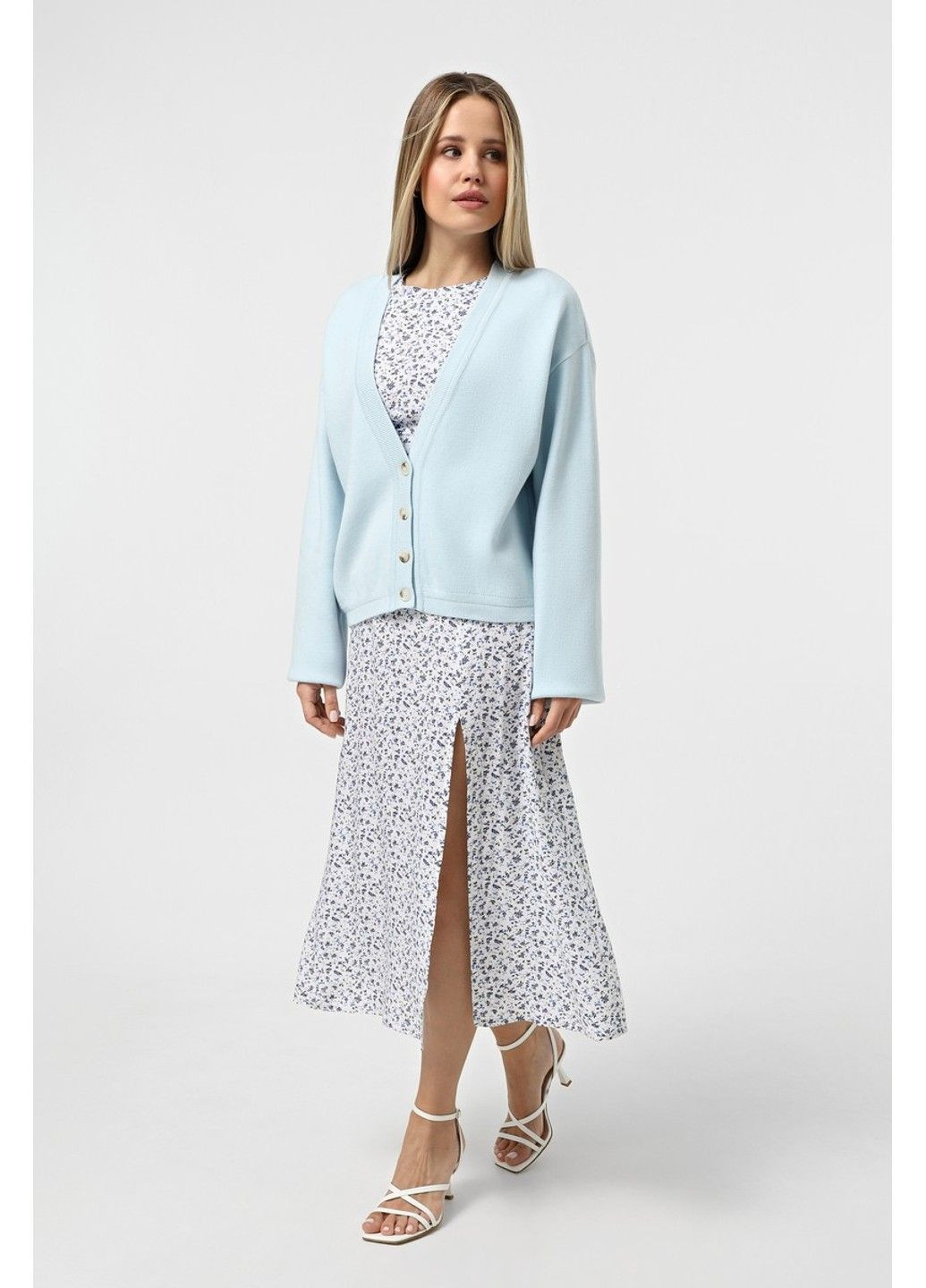 Голубой демисезонный кардиган Sewel