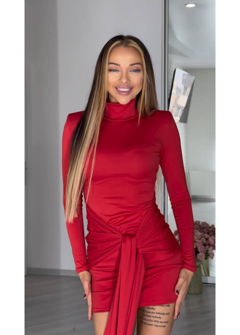 Красное вечернее мини-платье из микродайвинга с подплечниками и шлейфом на поясе – элегантность и стиль в деталях 🥰 (замер в описании) DK/DL Мода без кордонів однотонное