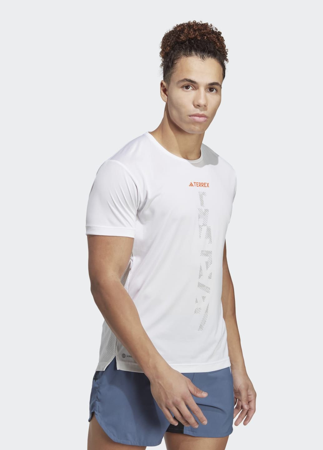 Біла футболка для бігу terrex agravic adidas