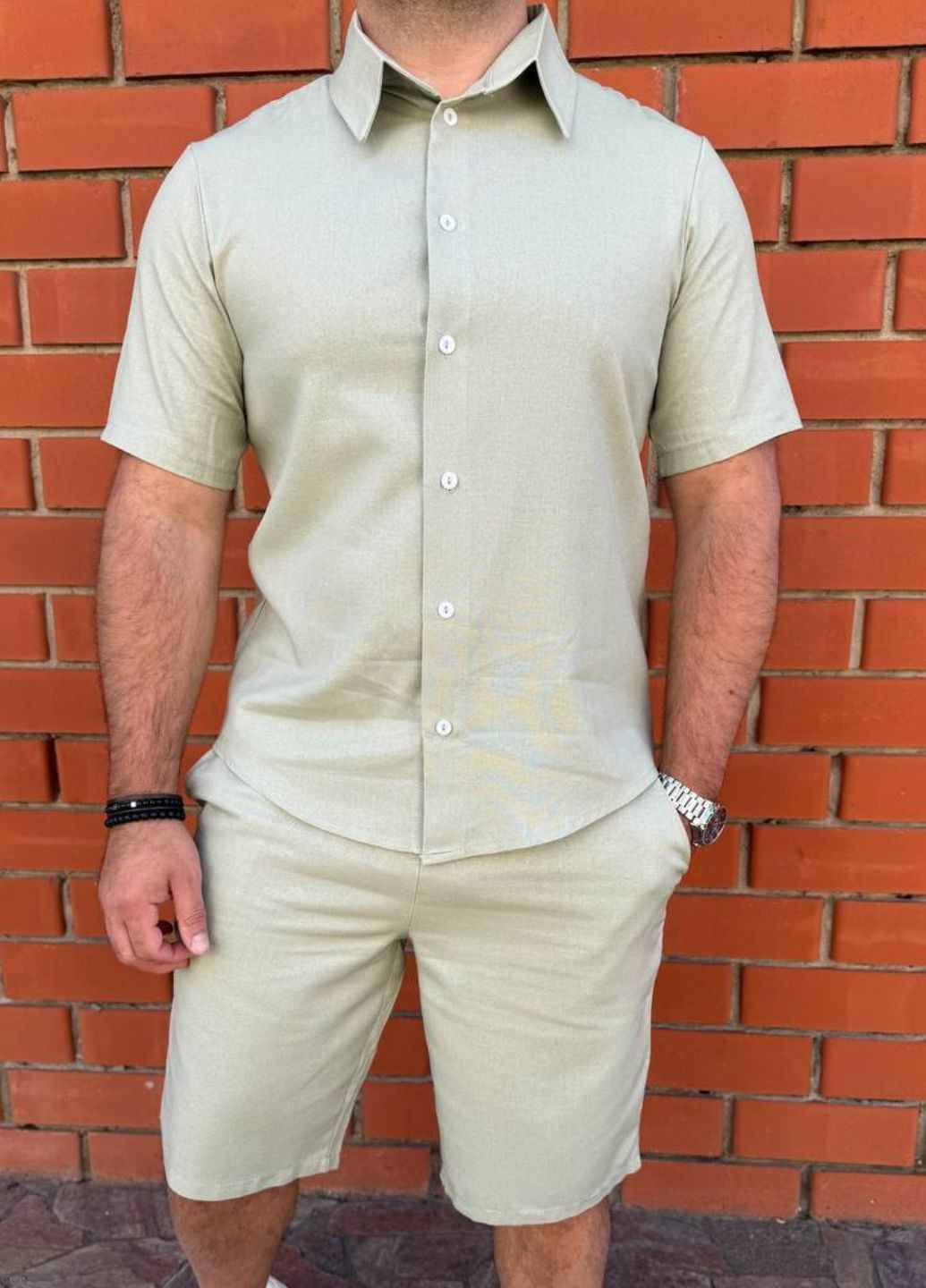 Оливковий літній костюм-двійка: сорочка та шорти з шортами Allthings