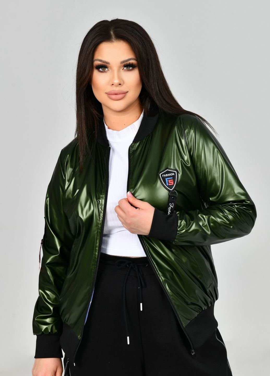 Темно-зелена демісезонна демісезонна куртка-бомбер No Brand