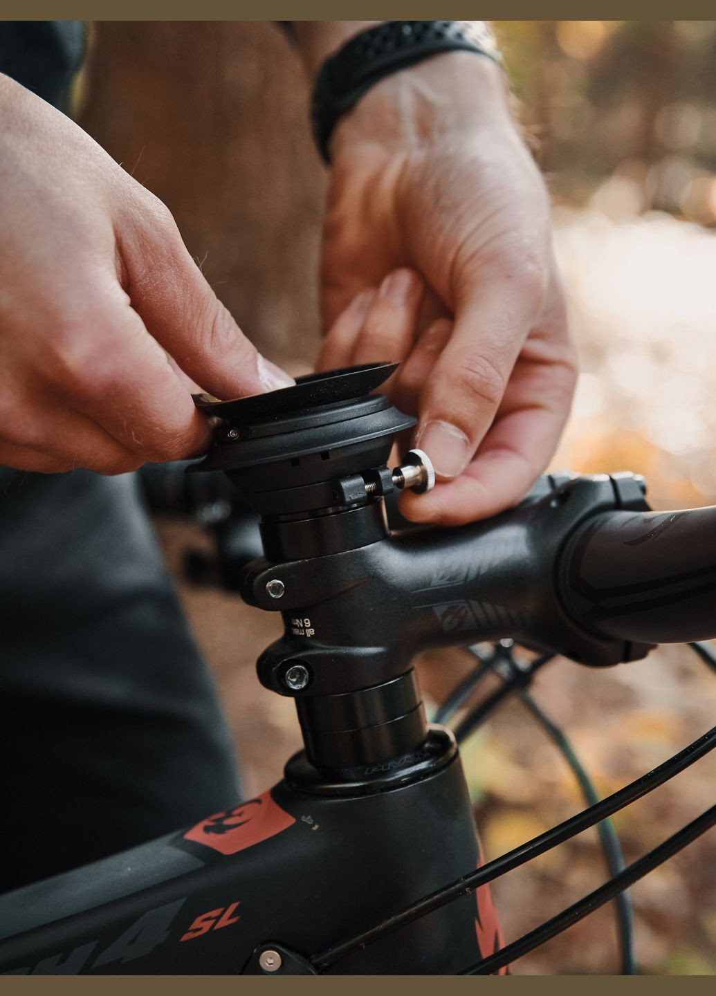 Держатель для телефона на велосипед на крышку выноса 1 1/8" Fidlock VACUUM ahead cap base (316653116)