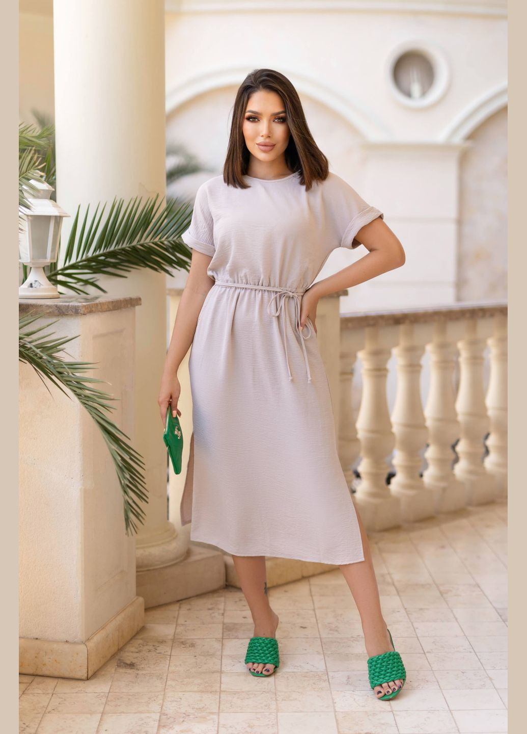 Бежева жіноча сукня міді Fashion Girl однотонна