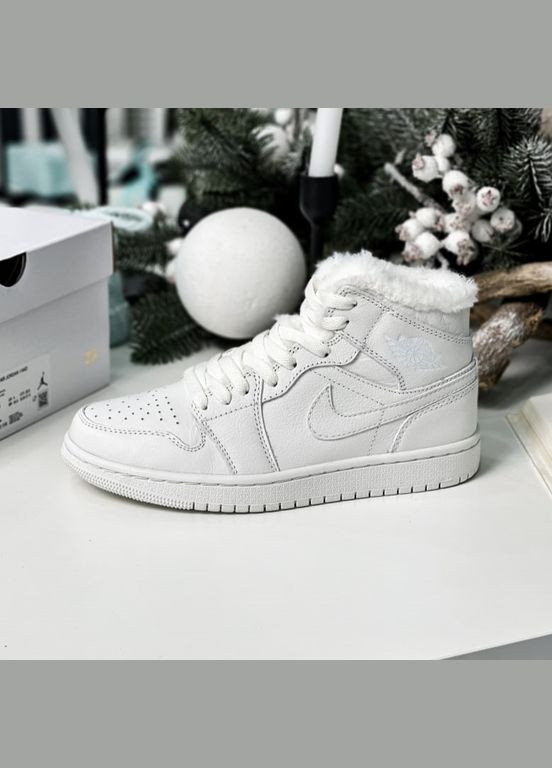 Кросівки зимові жіночі і чоловічі Nike Air Jordan 1 winter white fur | Найк Аір Джордан 1 білі з хутром No Brand білі зими (308072648)