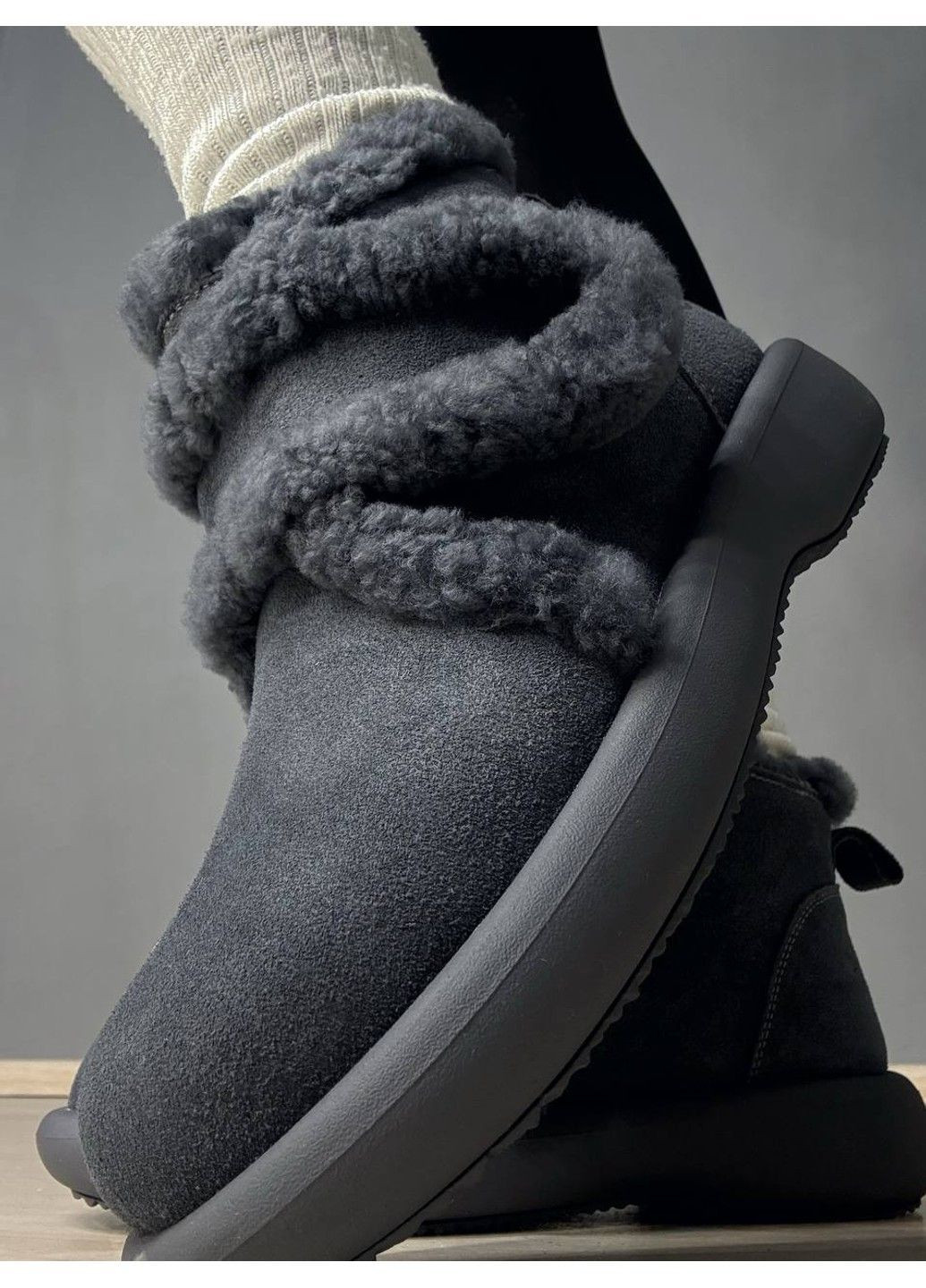 Черевики жіночі 13-9 уггі замшеві на хутрі з опушкою сірі Hengji (364955720)