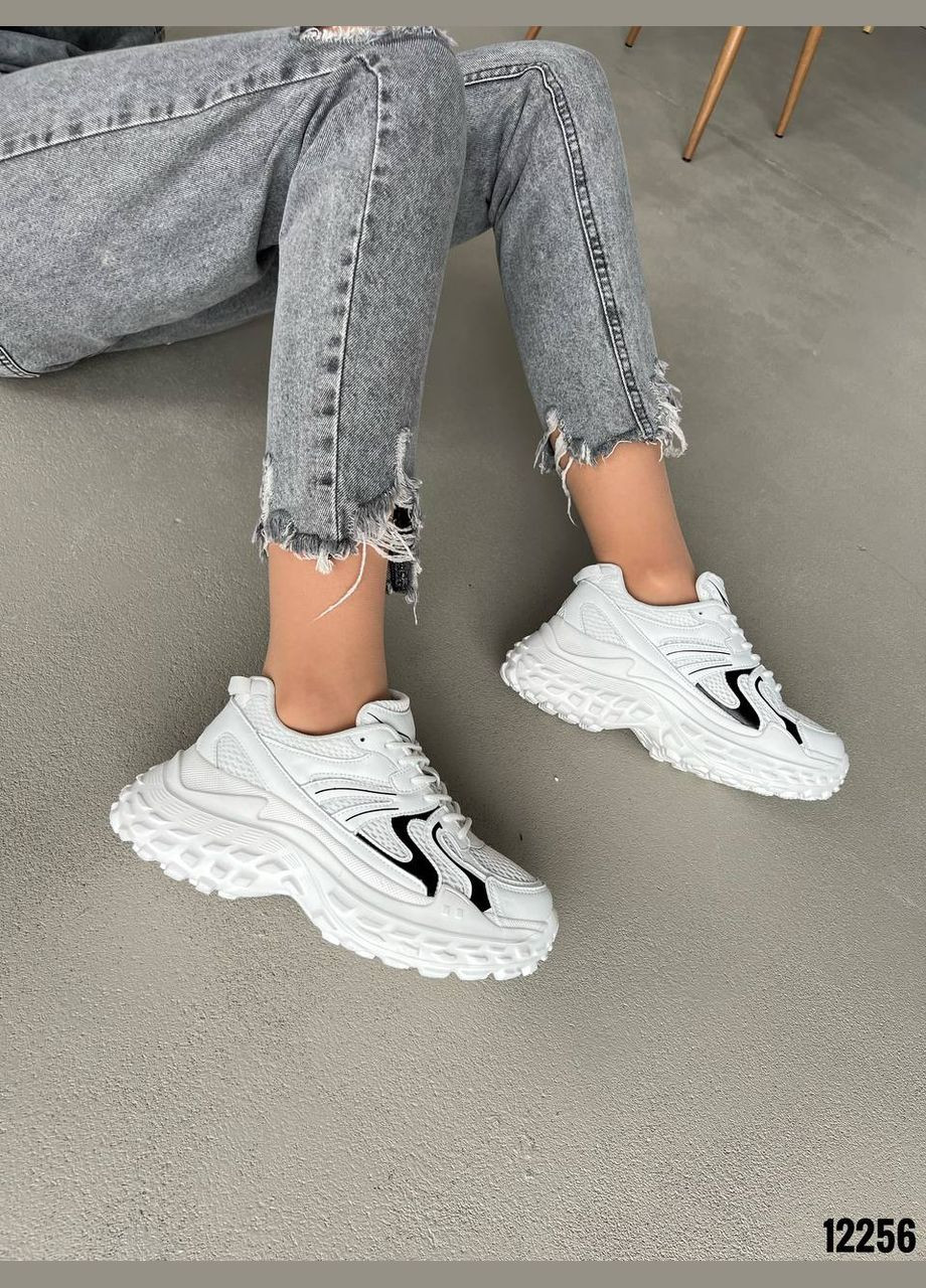 Белые демисезонные эффектные женские кроссовки No Brand