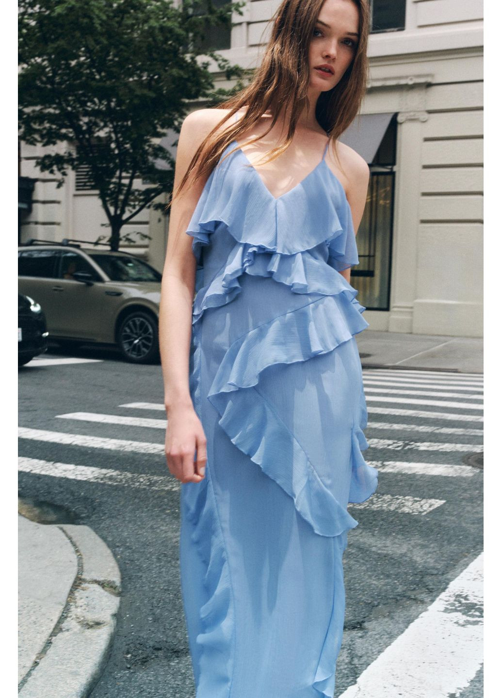 Блакитна сукня із воланами zw collection Zara