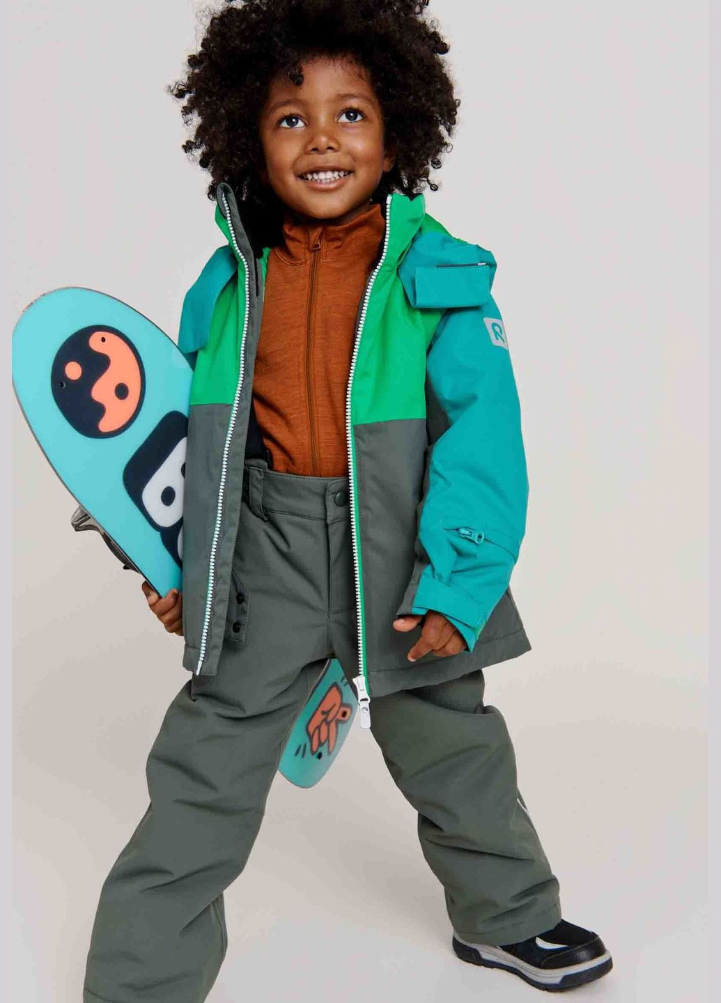 Темно-зеленые зимние брюки Reima