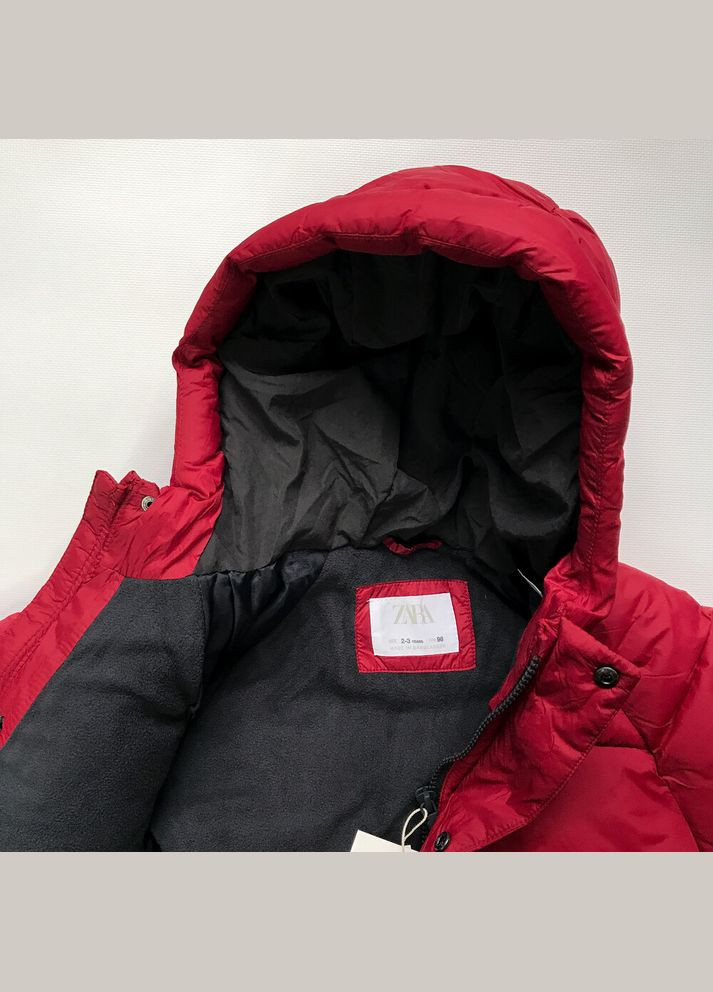 Червона зимова куртка 98 см червоний артикул л365 Zara