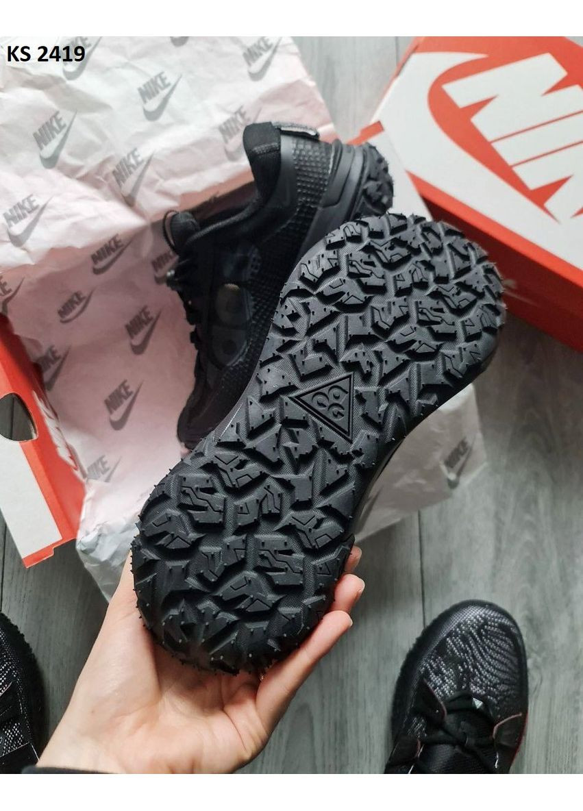Чорні Осінні кросівки чоловічі nike acg mountain fly 2 low triple black найк асж маунс флай No Brand