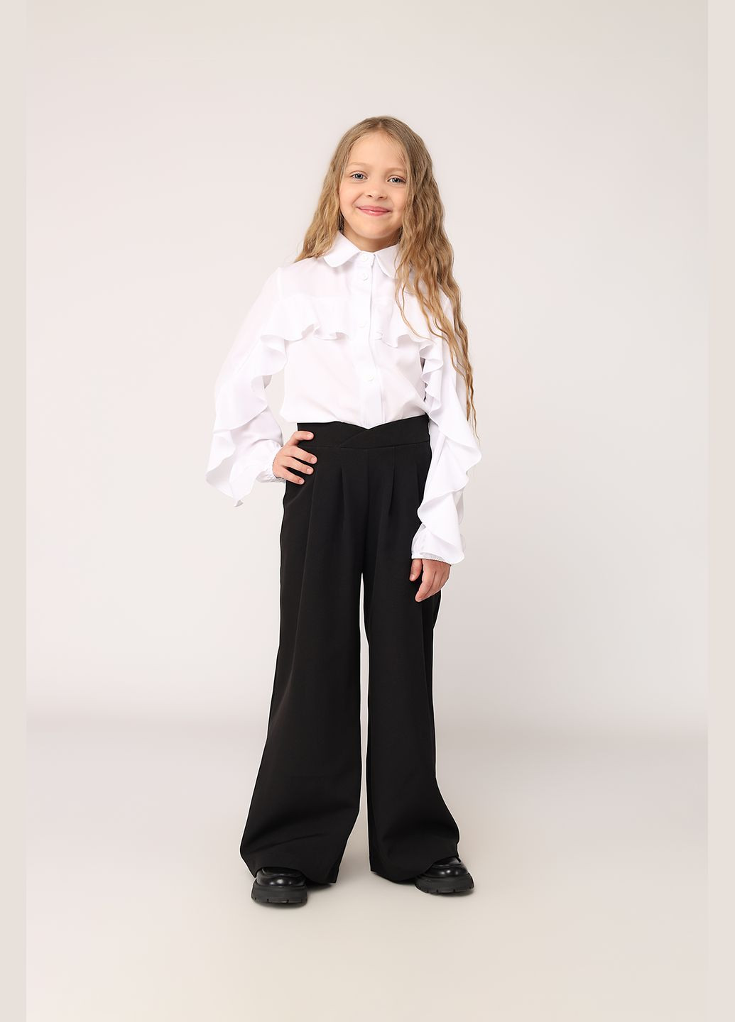 Белая блузка Yuki демисезонная