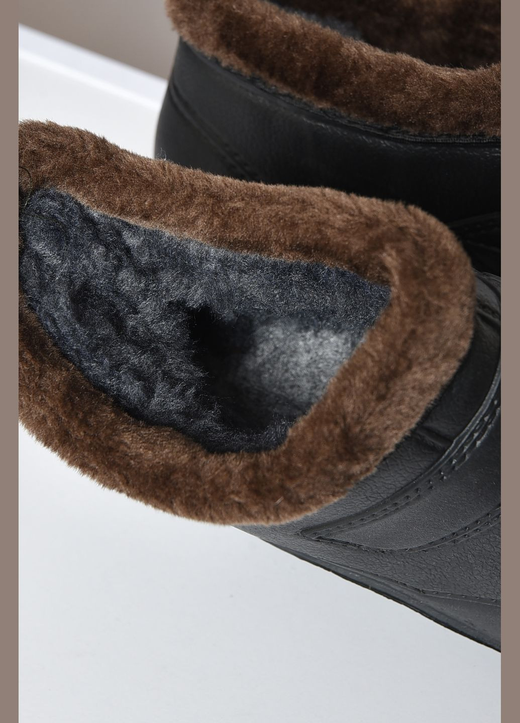 Калоші чоловічі на хутрі чорного кольору Let's Shop (307903673)