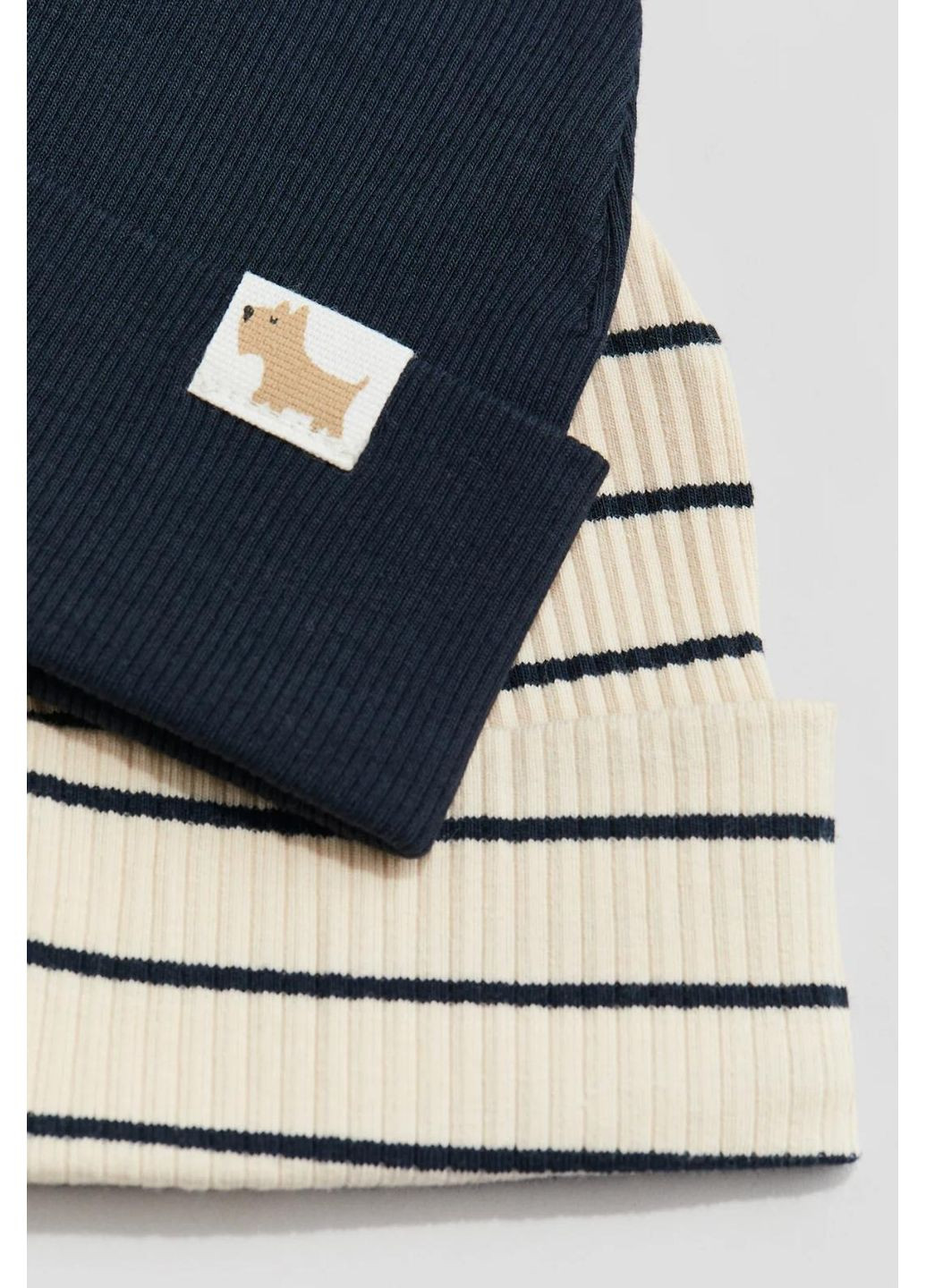 Набор детских трикотажных шапок 2 шт для мальчика Темно-синяя Бежева (25101504) H&M (365300781)