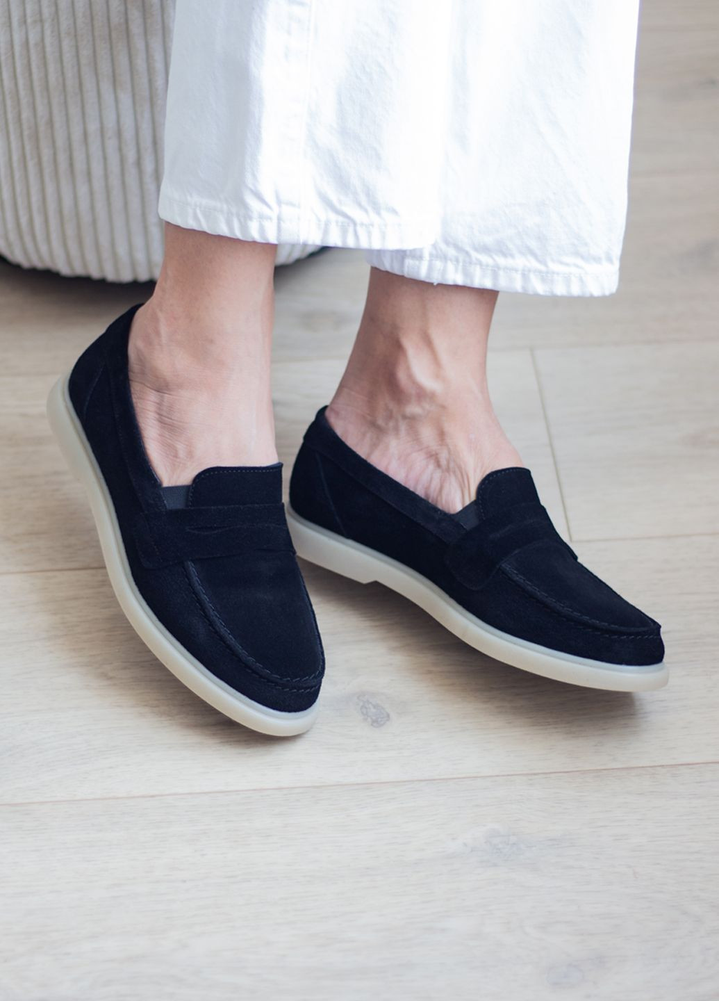 Zlett Лоферы женские из натуральной коричневой замши на светлой подошве лоферы черный з натуральная замша, украина — демисезон (361045210)