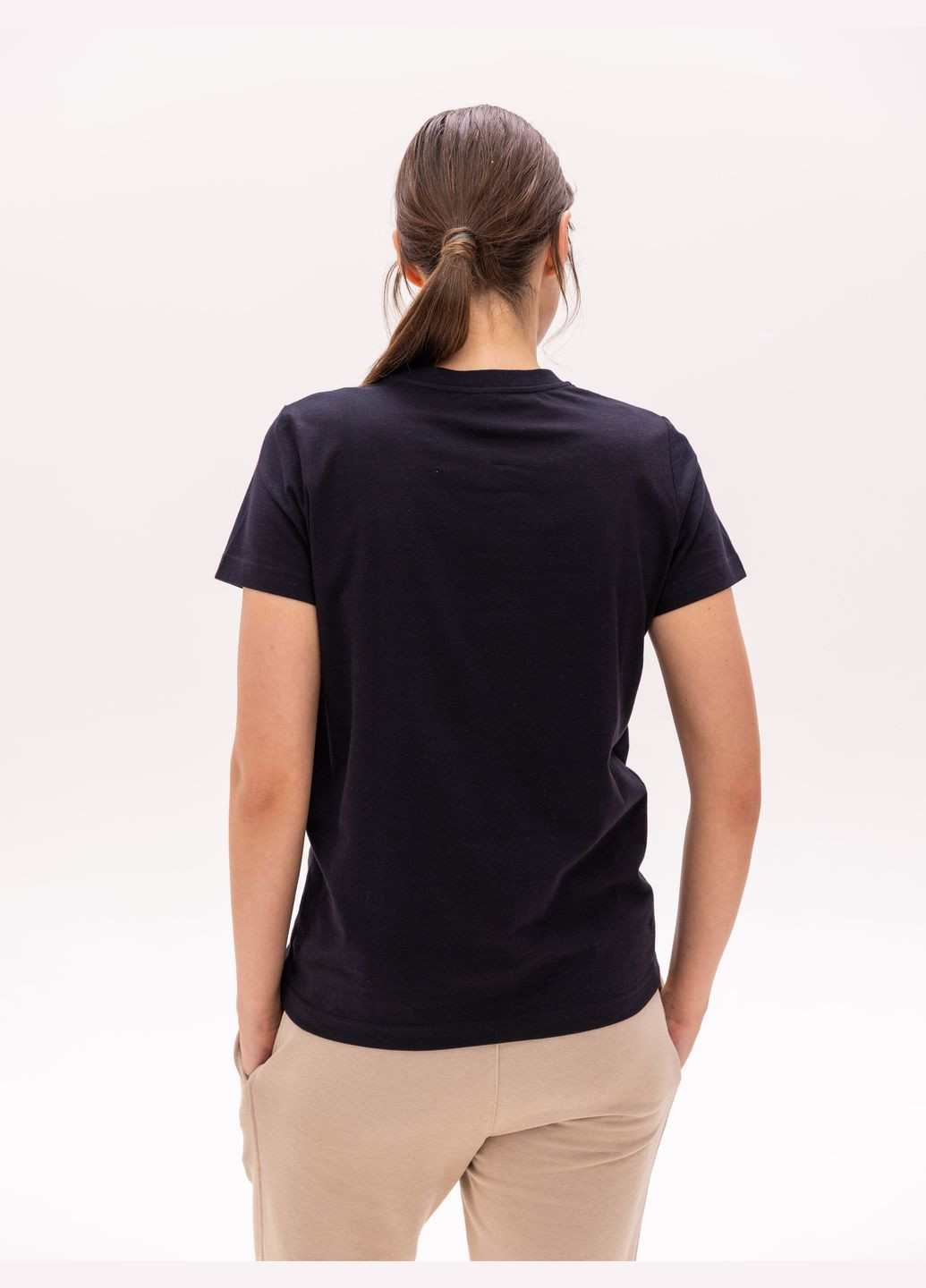 Черная летняя футболка женская базовая с коротким рукавом Роза
