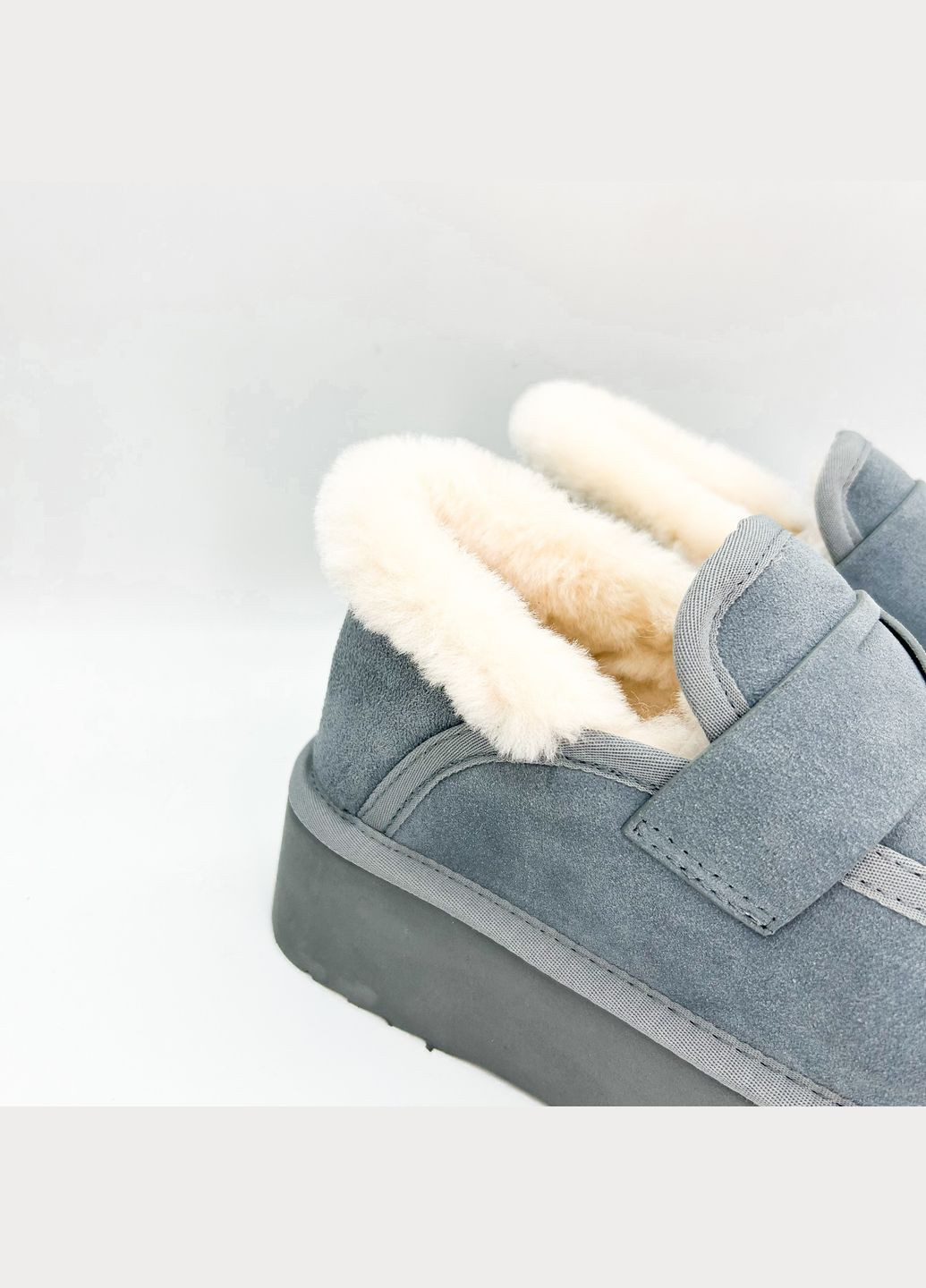 Уггі (р) Замша 0-1-1-AM-1268M-6-38N Danler (304214663)