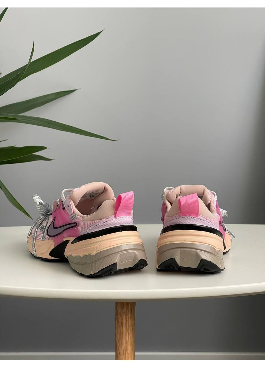 Кросівки жіночі Nike V2K Runtekk Pink Silver | Найк В2К Рантекк рожеві No Brand рожеві демісезони (357207874)