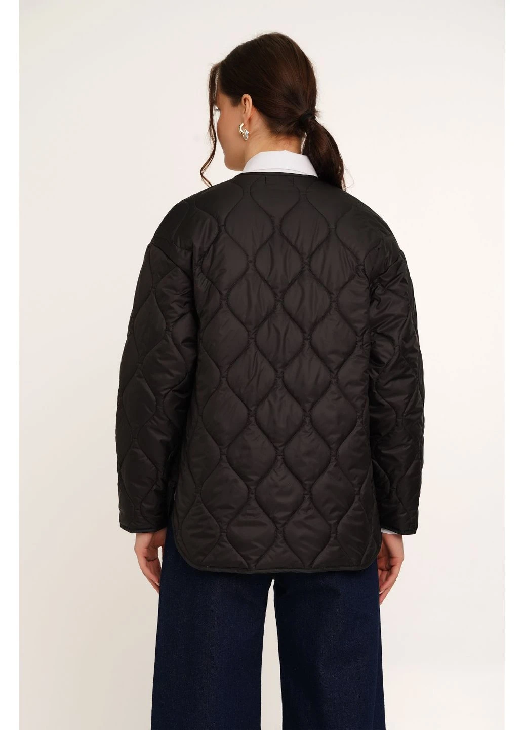Чорна куртка однотонна жіноча wbc02359 shop (2000990401649) LAWA