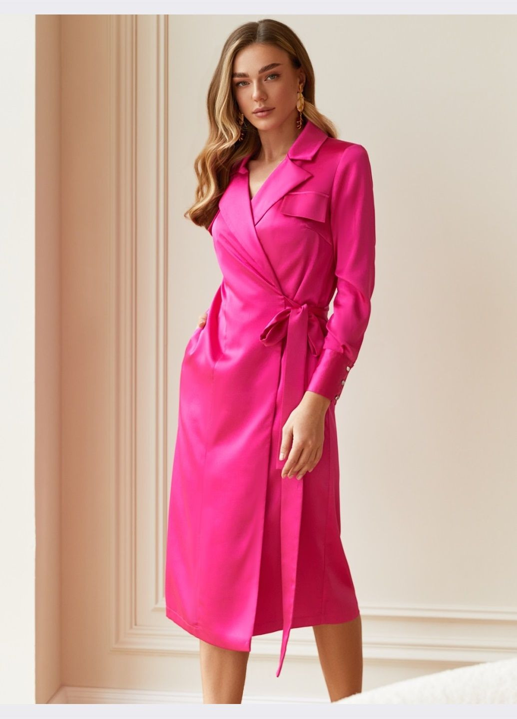 Розовое платье на запах с английским воротником розовое Dressa