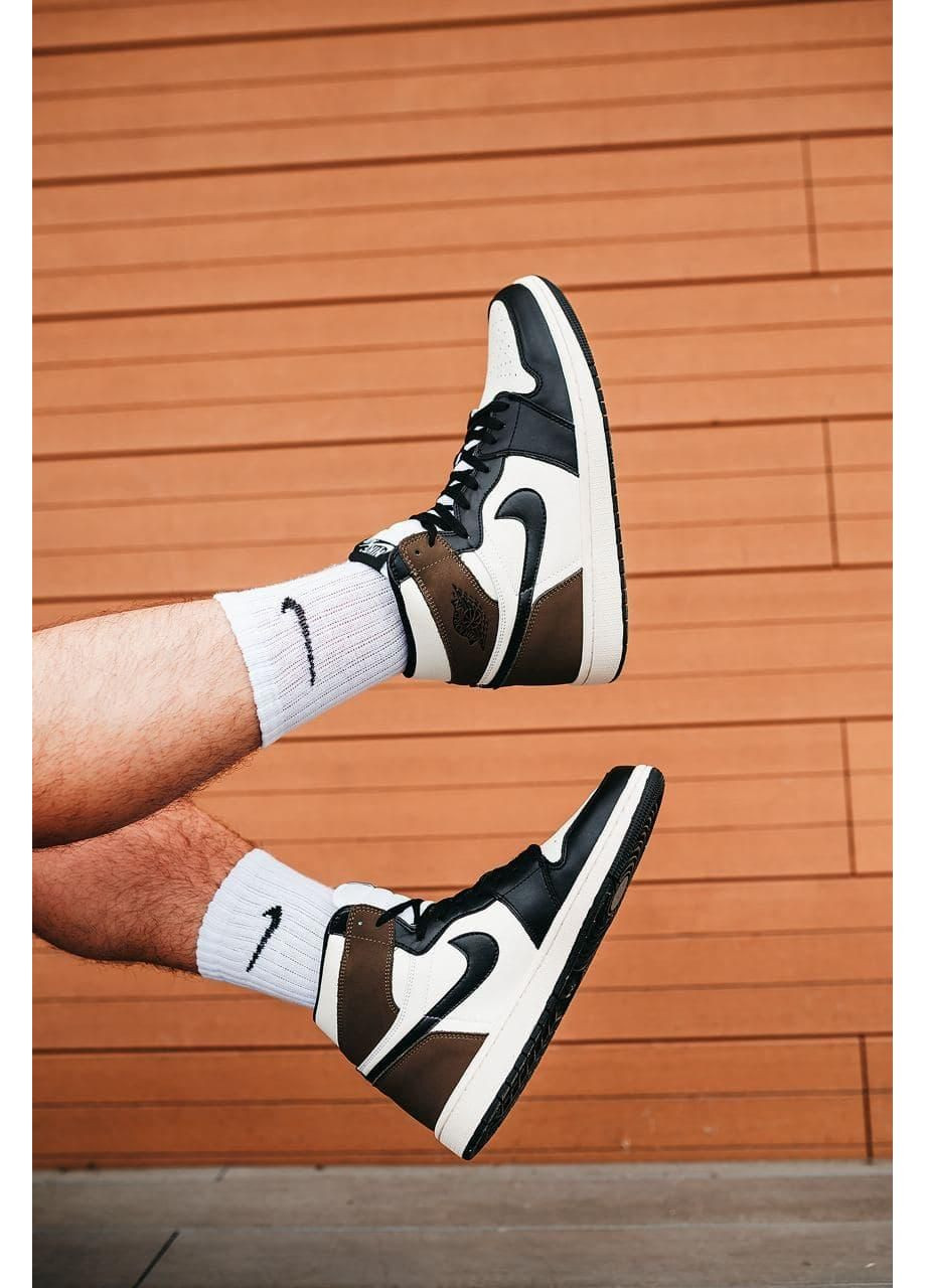 Білі Осінні кросівки чоловічі nike air jordan 1 retro two dark mocha найк аір джордан No Brand