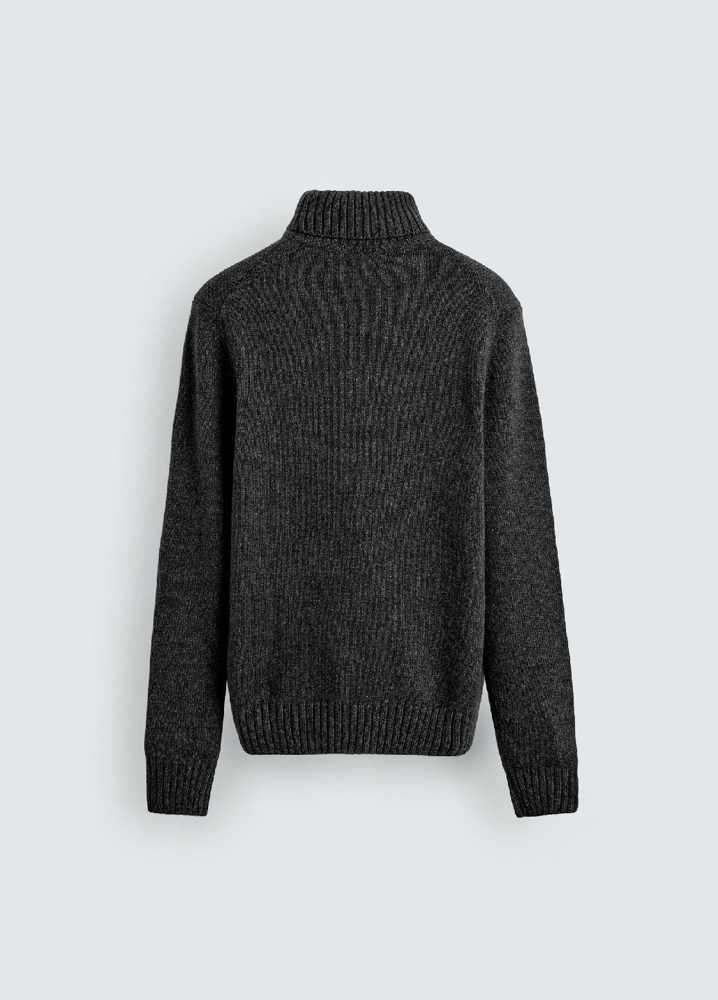 Сірий зимовий светр Zara