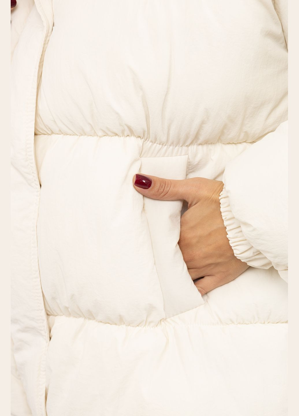 Молочна зимня жіноча куртка колір молочний цб-00259689 Yuki
