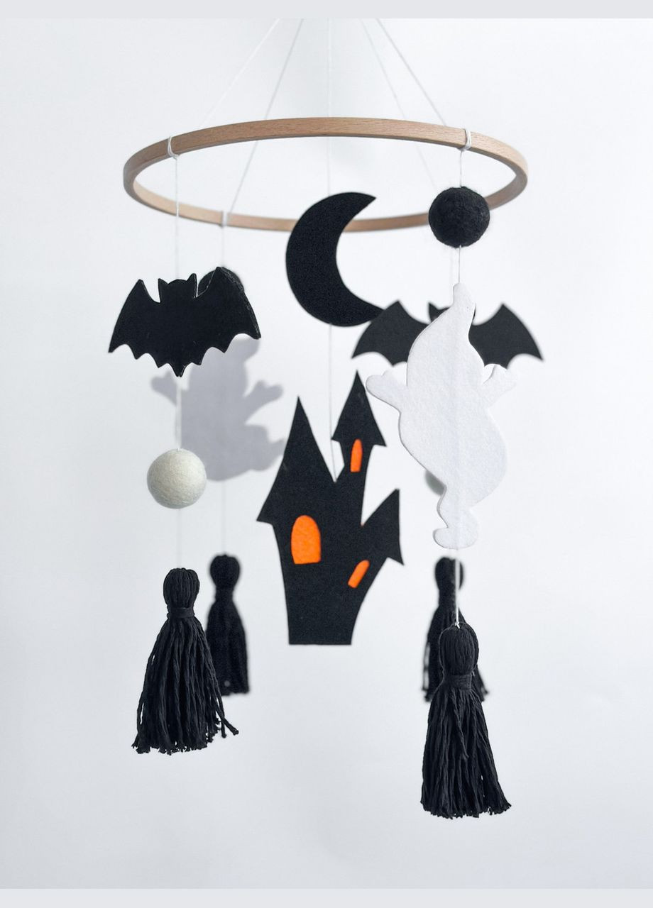 Дитячий мобіль на ліжечко для немовлят ручної роботи WooolyWool «Хеловін» No Brand (342758008)