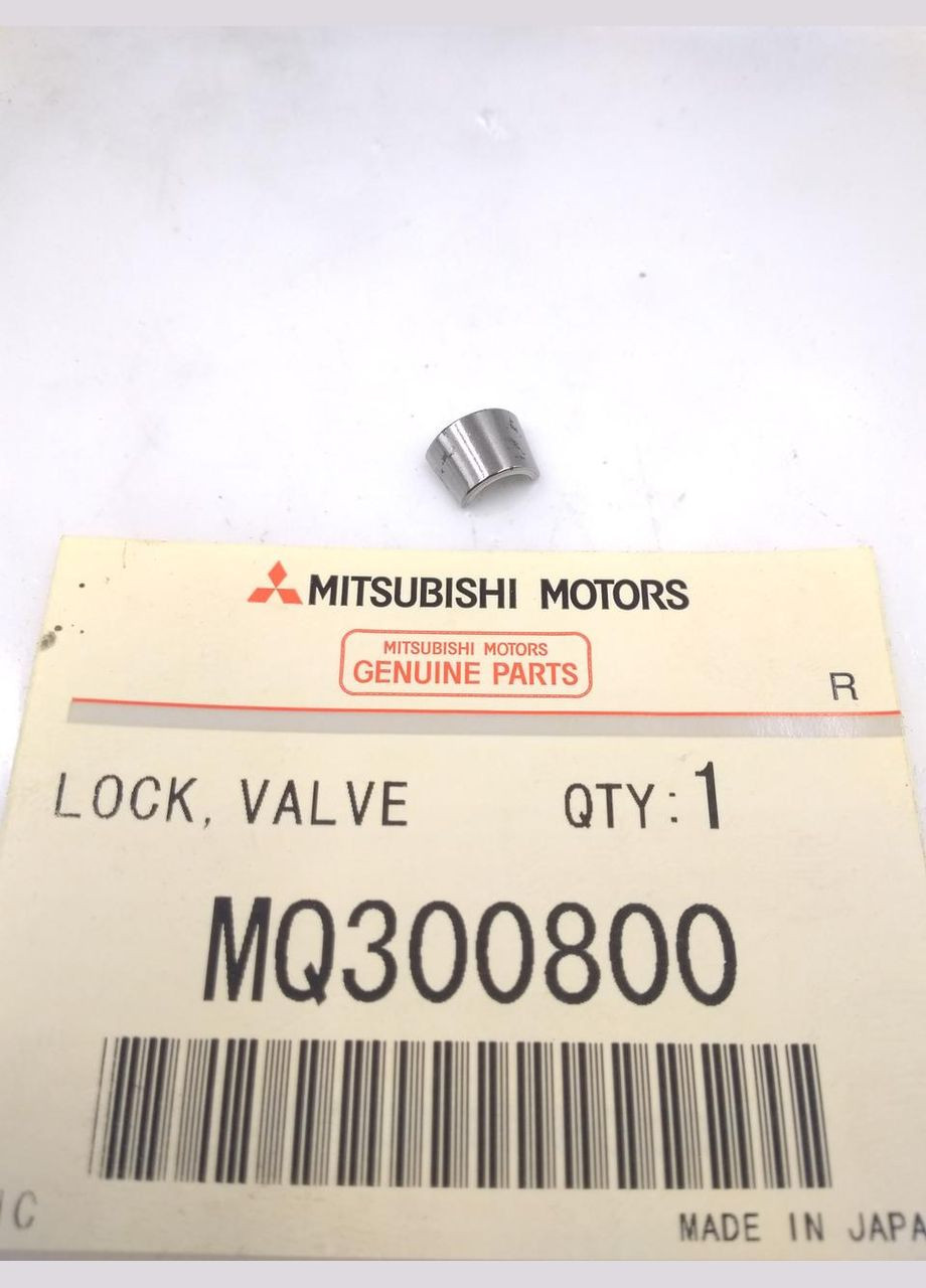 Оригинальный сухарик клапана MQ300800 Л200, PAJERO Паджеро Спорт Mitsubishi (360503945)