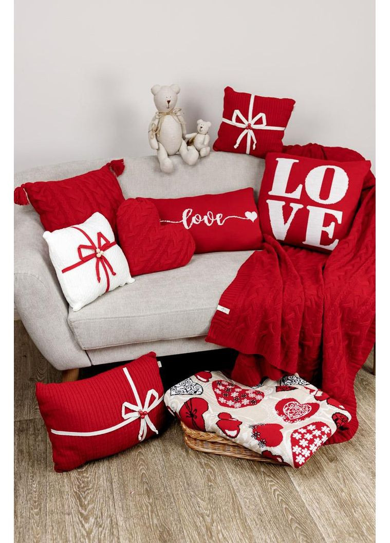 Наволочка в'язана LOVE 45х45 см декоративна для інтер'єру подарунок на День Святого Валентина ProDobro (369378072)