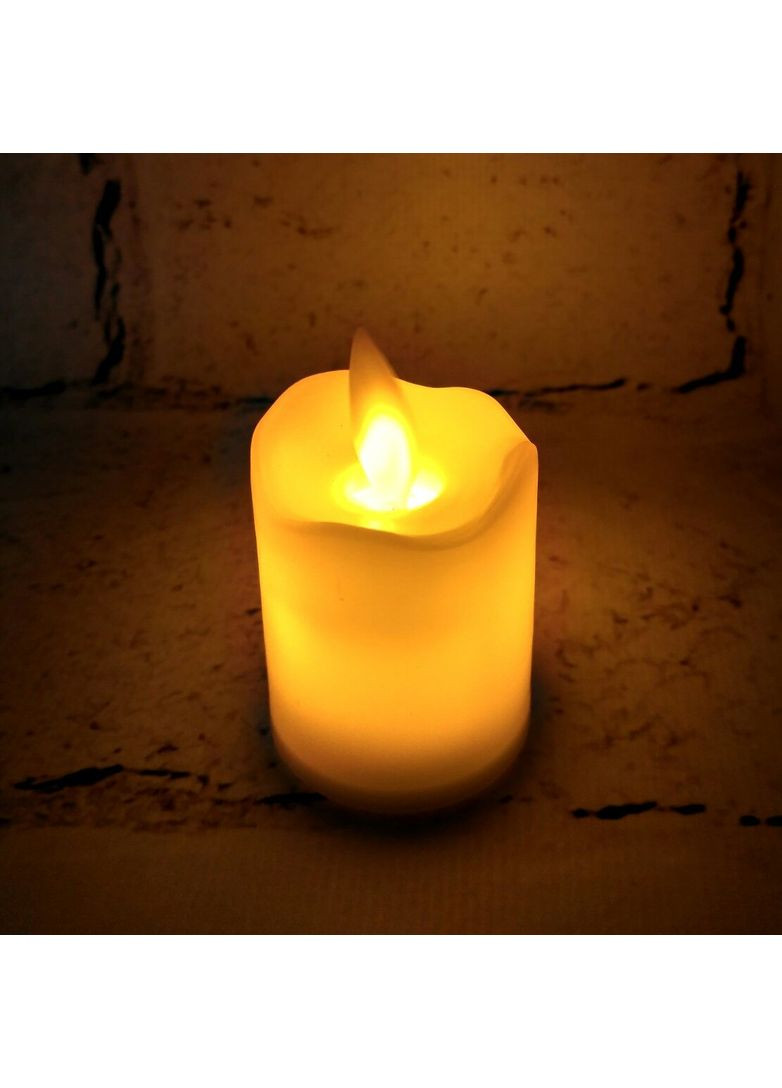 Свічка LED електронна з ефектом полум'я 4,2х3,7 см Жовта No Brand (354781146)