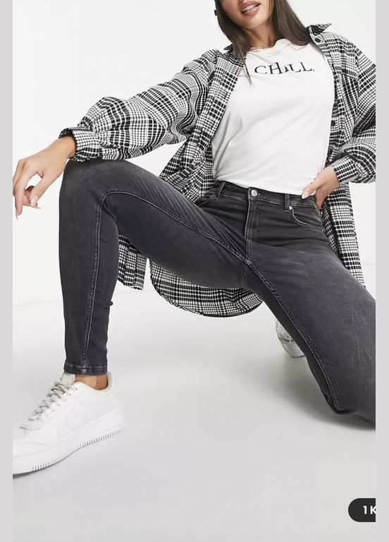 Стильні джинси Скінні джинси Bershka - (308852697)