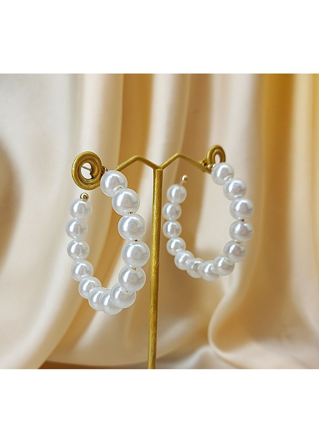 Сережки жіночі кільця в намистинах No Brand (349812745)