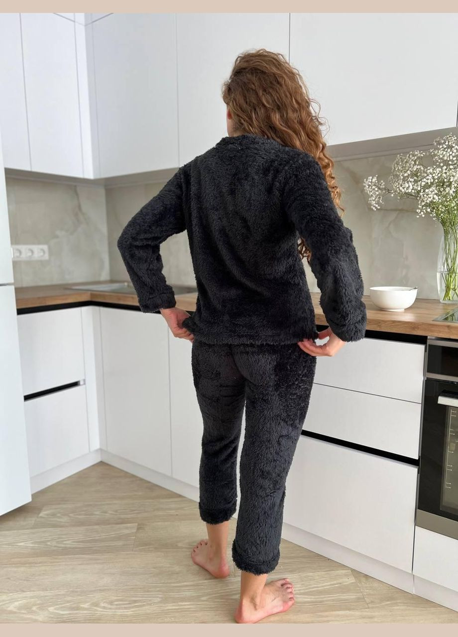 Черная всесезон уютный домашний костюм-пижамка футболка + брюки Vakko