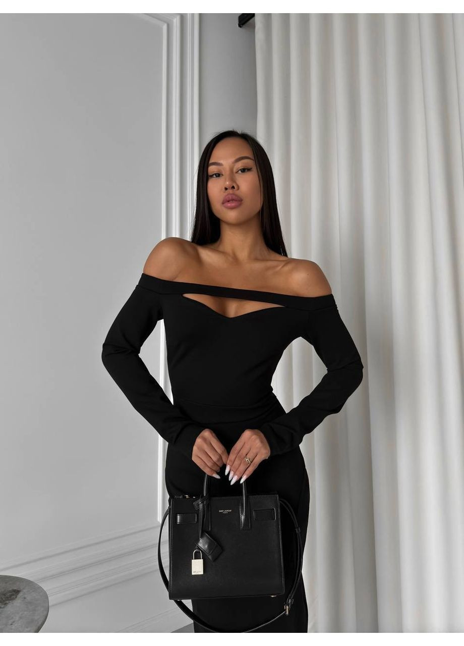 Черное праздничный, вечернее платье-футляр с эффектом утяжки силуэтная Adelante однотонное