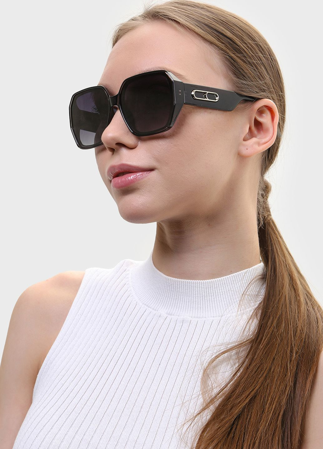 Жіночі сонцезахисні окуляри Roberto з поляризацією RM8454 113052 Roberto Marco (289356320)