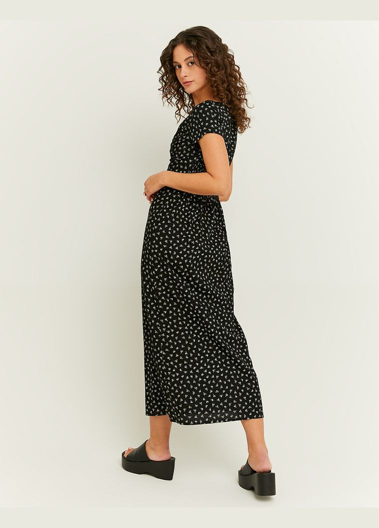 Черно-белое платье Tally Weijl с цветочным принтом