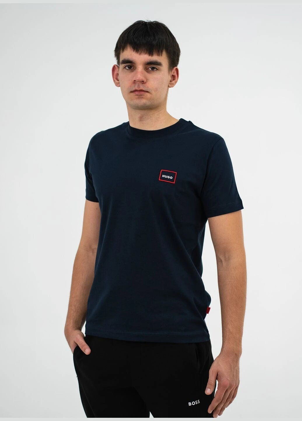Темно-синя футболка чоловіча з коротким рукавом Hugo Boss Logo Label Patch