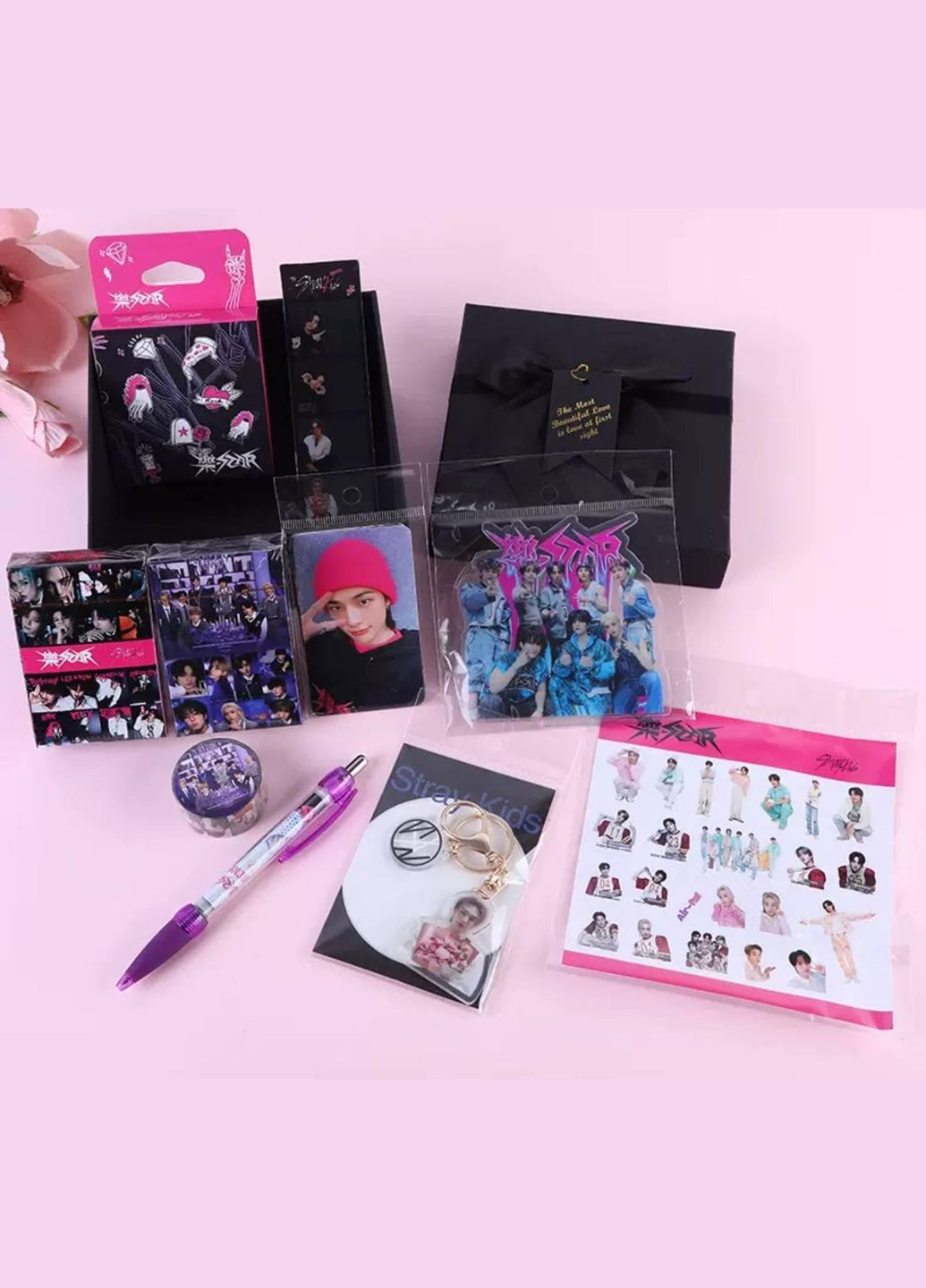 Подарочный набор K-POP Stray Kids Hyunjin Хенджин No Brand (333164030)