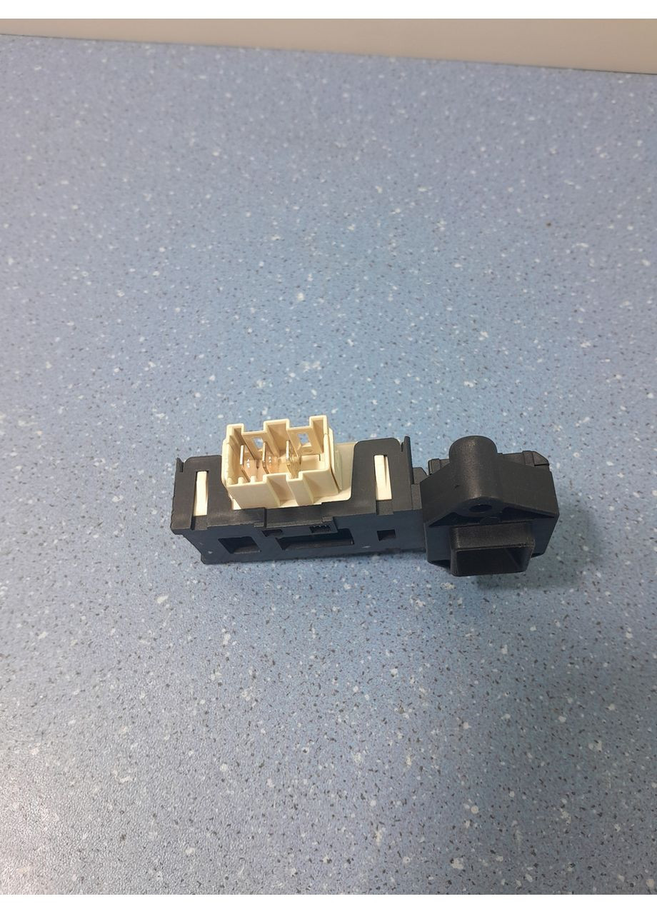 Замок люка для стиральной машины DC64-00653A Samsung (365267059)