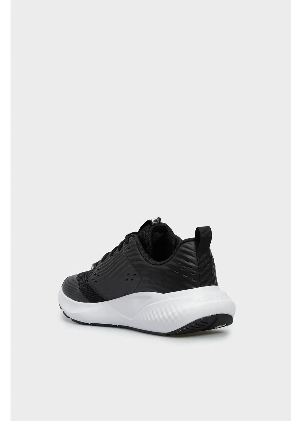 Черные демисезонные кроссовки charged commit tr 4 black 3026017-004 Under Armour