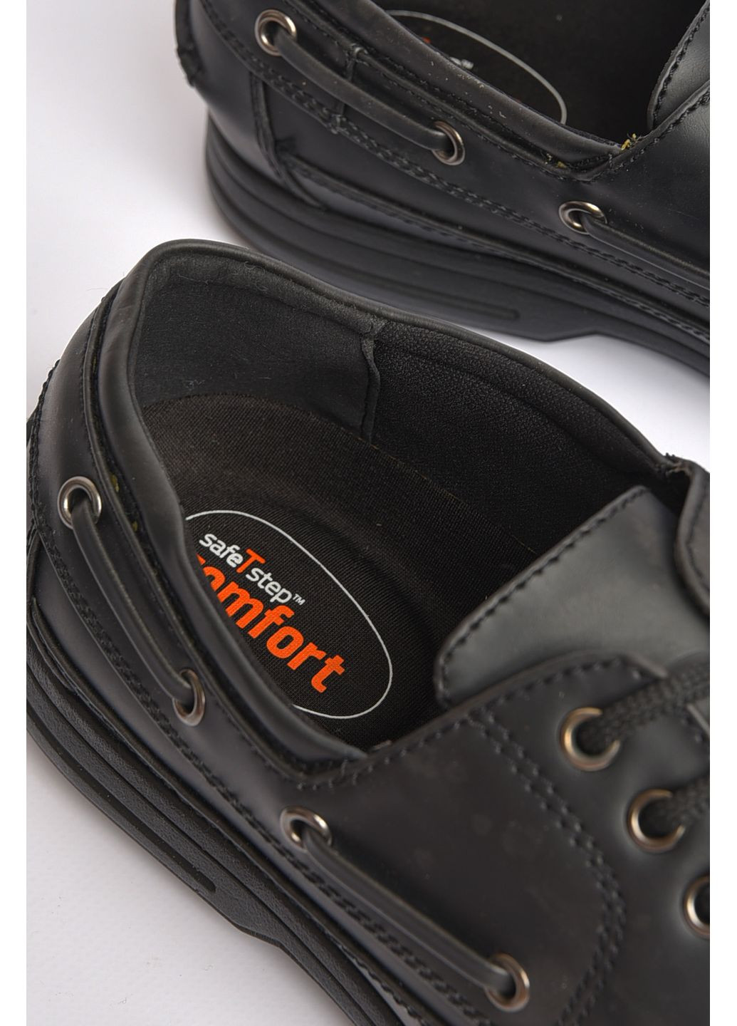 Туфлі чоловічі чорного кольору на шнурівці Let's Shop (301196715)