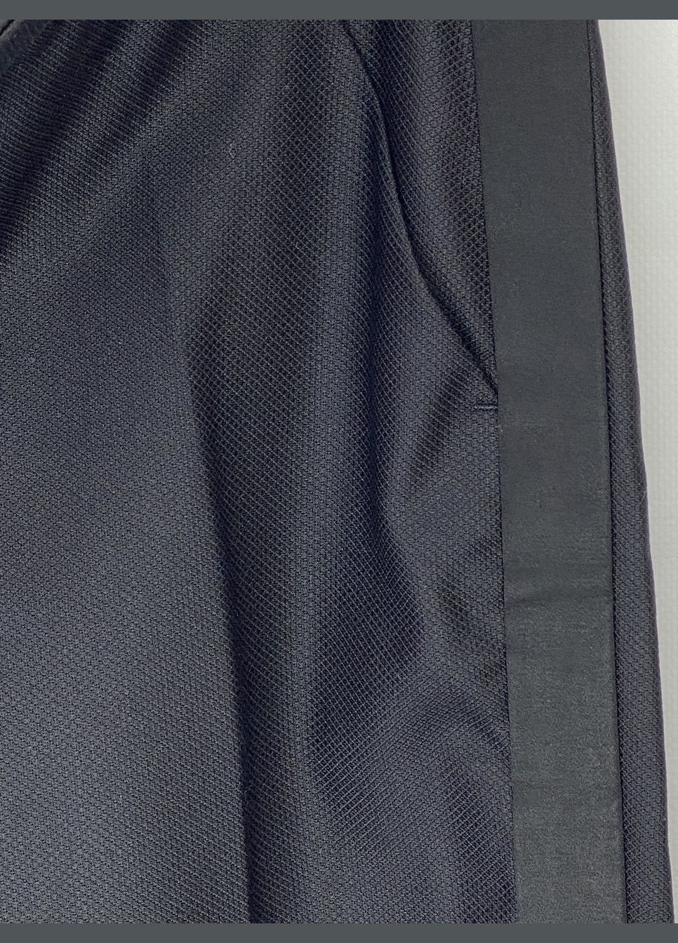 Черный демисезонный костюм брючный D&G