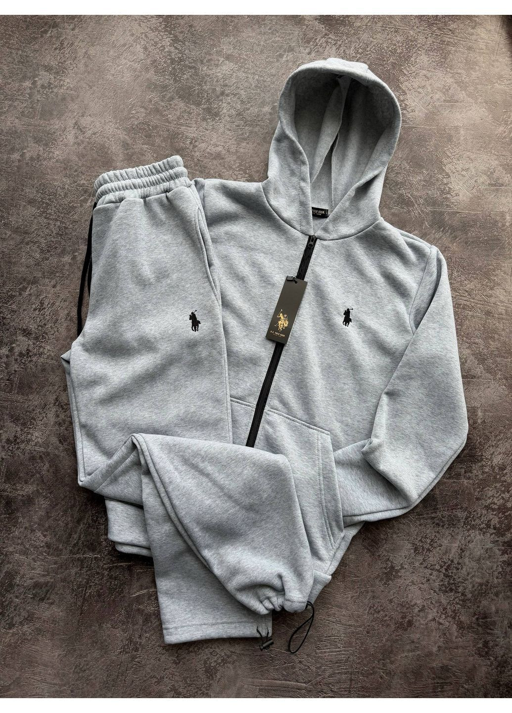 Сірий зимній чоловічий зимовий костюм теплий на флісі . з вишивкою. зіп худі і штани No Brand