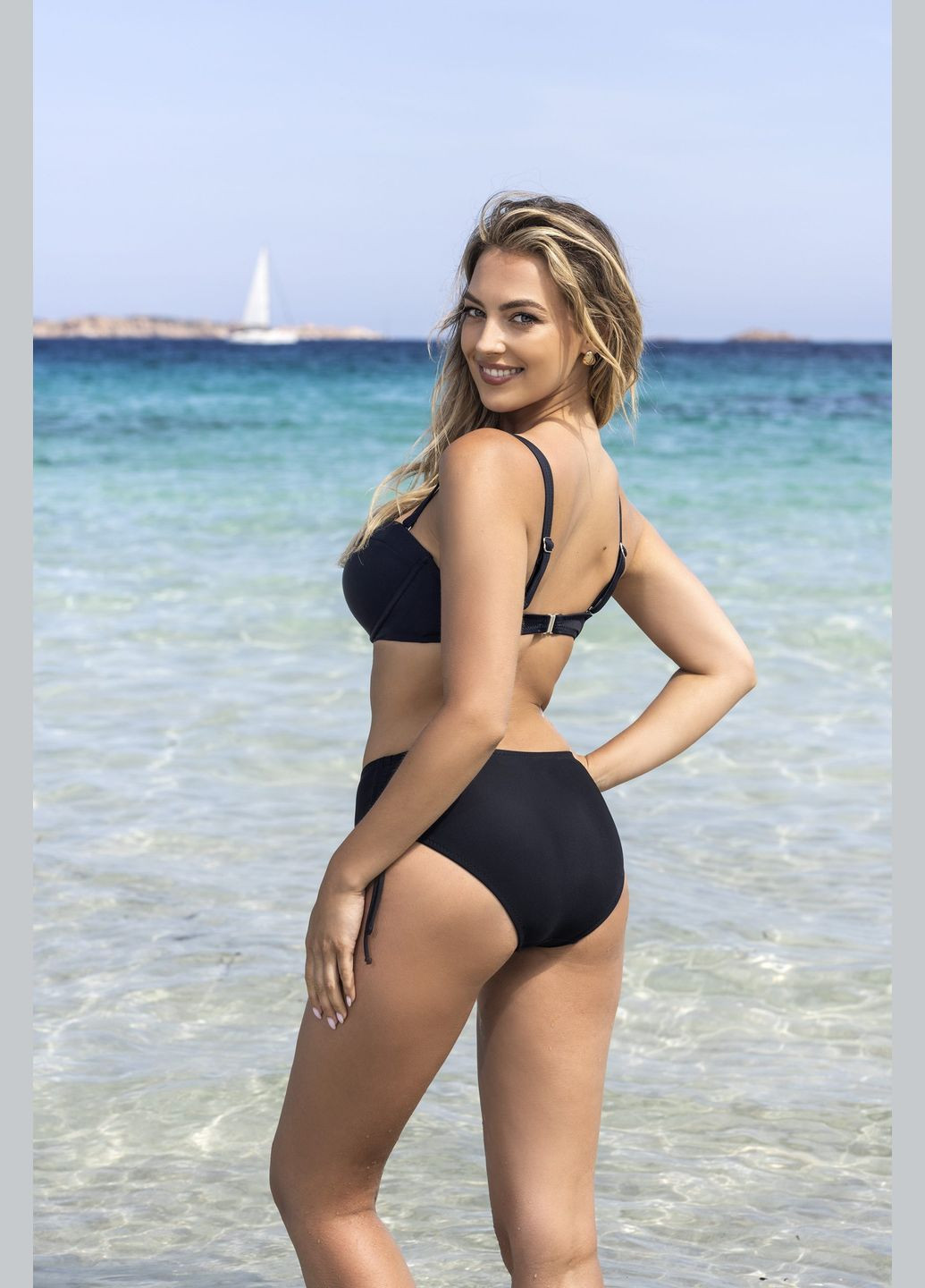 Черный демисезонный купальник раздельный (бюстгальтер,трусики) Etna