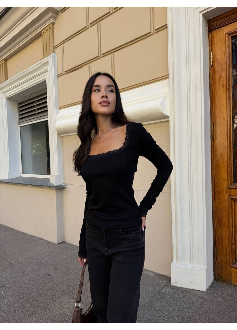 Жіночий лонгслів з мереживом Osoblyva (359368206)