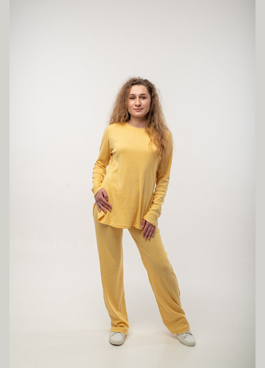 Желтый демисезонный женский прогулочный костюм: кофта с брюками V.O.G.