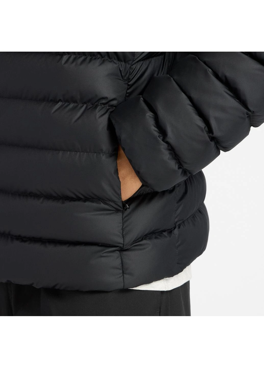 Черная мужская черная куртка hooded puffer 50-52 (l) (mo53500bk) New Balance MO53500